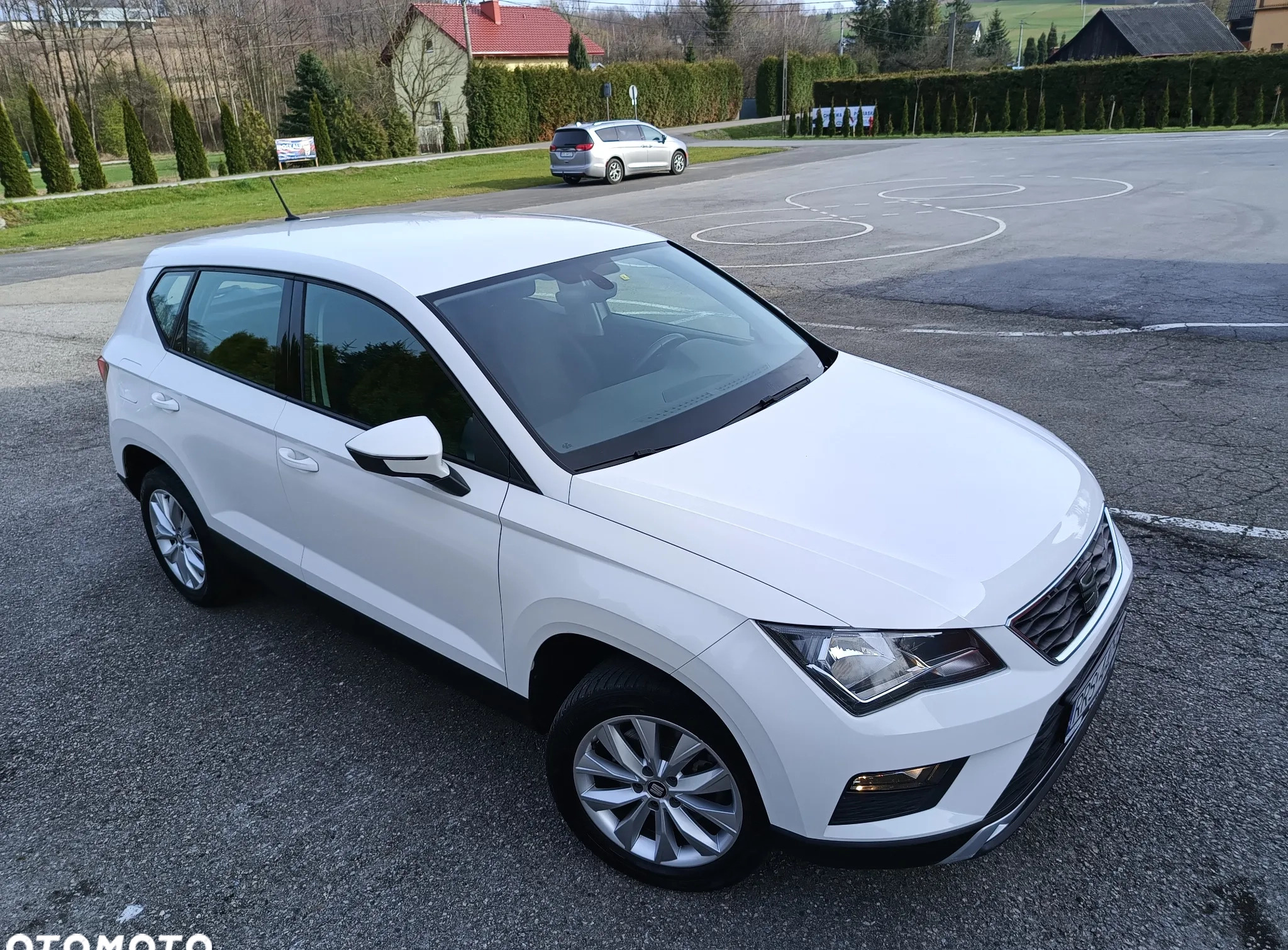 Seat Ateca cena 59900 przebieg: 165000, rok produkcji 2016 z Serock małe 631